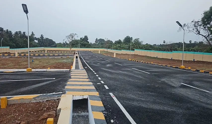 Sree_Chakara_Nagar_Hill_View_Garden_8