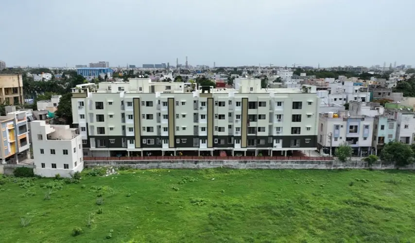 Sri_Balajis_Saphire_2