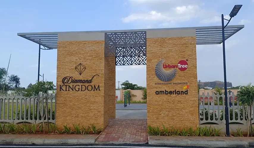 Urban_Tree_Diamond_Kingdom_2