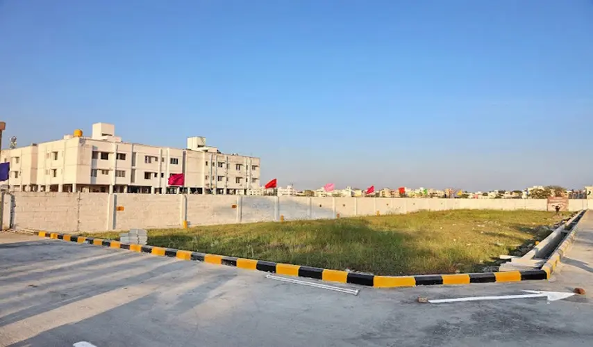 Poojaa_Guru_Heera_Nagar_1