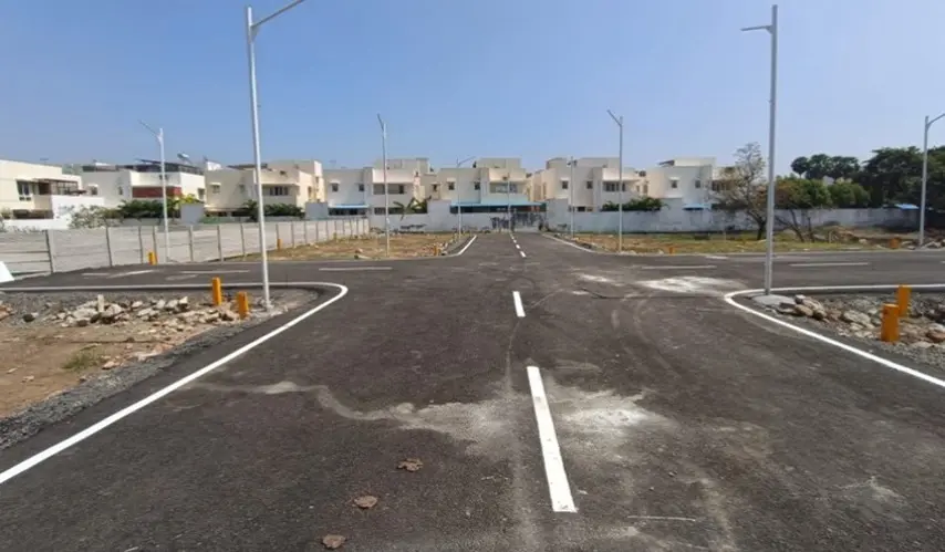 Saradeuz_Brook_Meadows_1